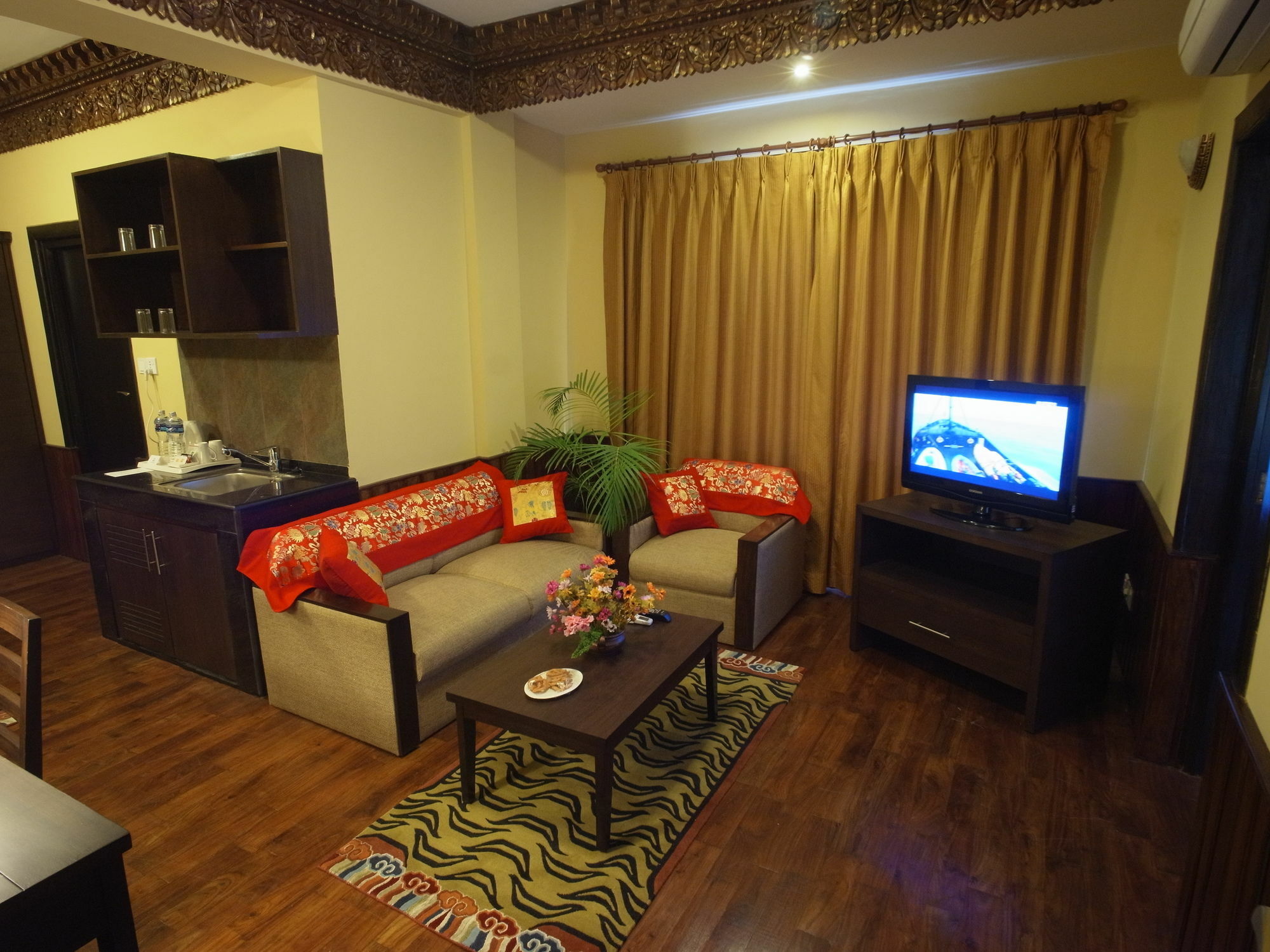 Hotel Tibet International Káthmándú Pokoj fotografie